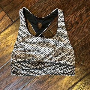 size 2 lululemon sports bra
